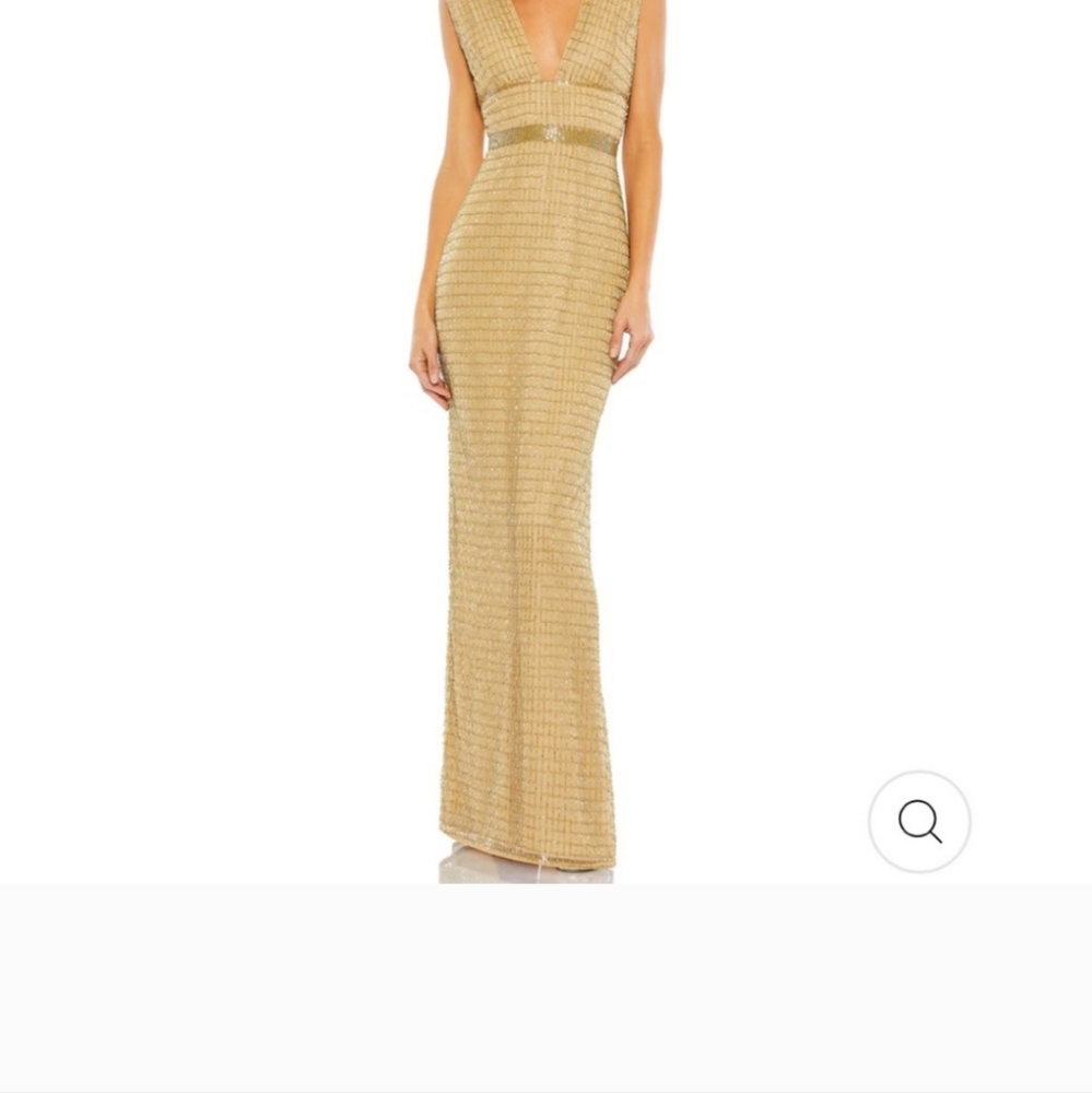 NWT Mac Duggal,  Beaded Cap Sleeve V Neck Column Gown, Gold, Size 2